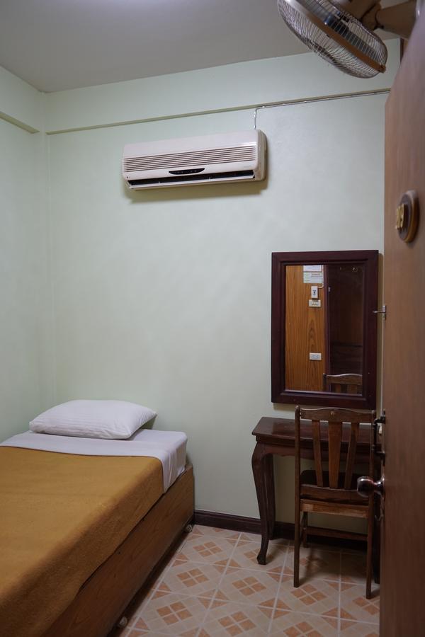 The River Guest House Chanthaburi Extérieur photo
