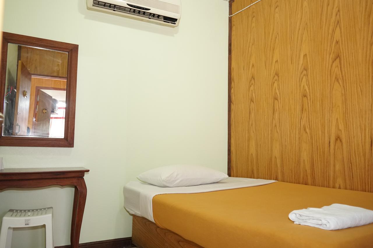 The River Guest House Chanthaburi Extérieur photo