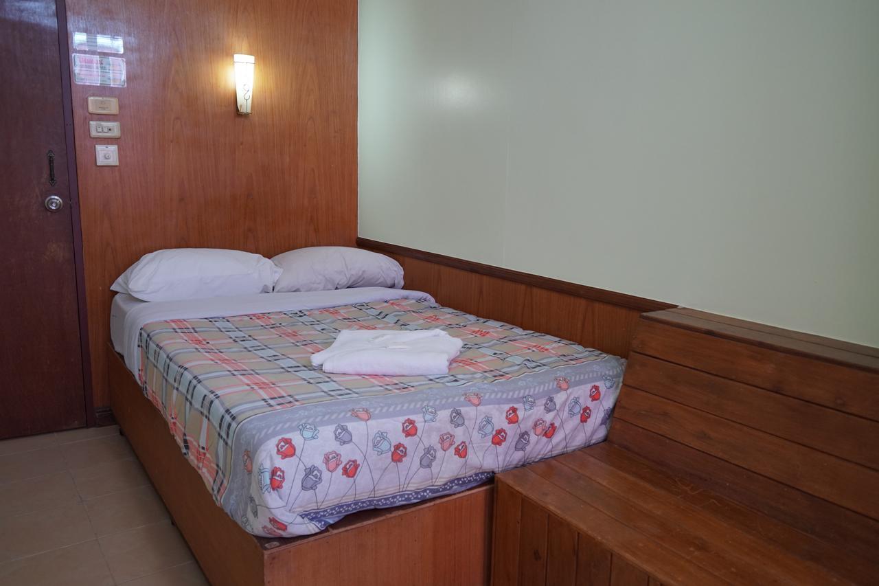The River Guest House Chanthaburi Extérieur photo