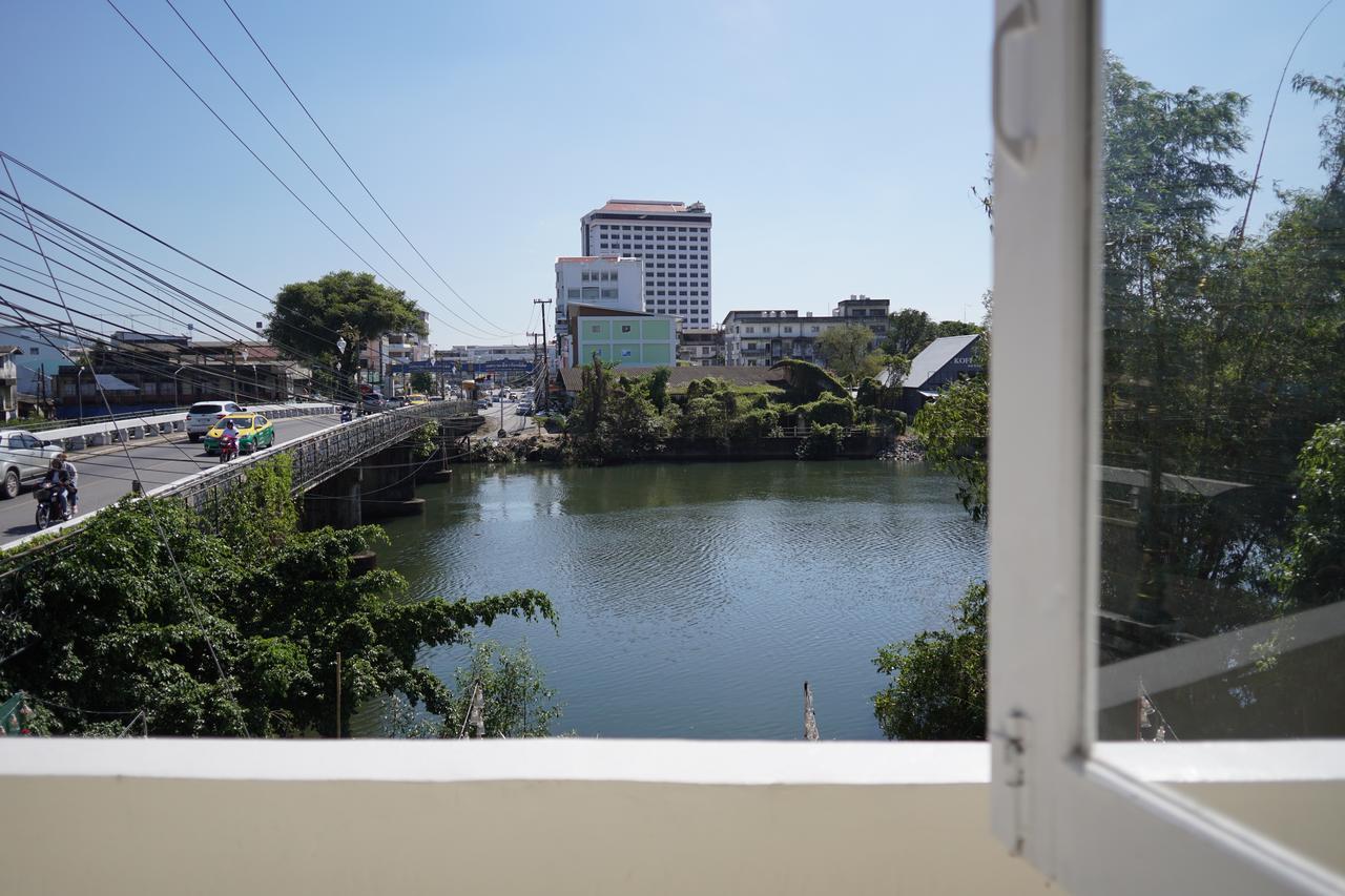 The River Guest House Chanthaburi Extérieur photo