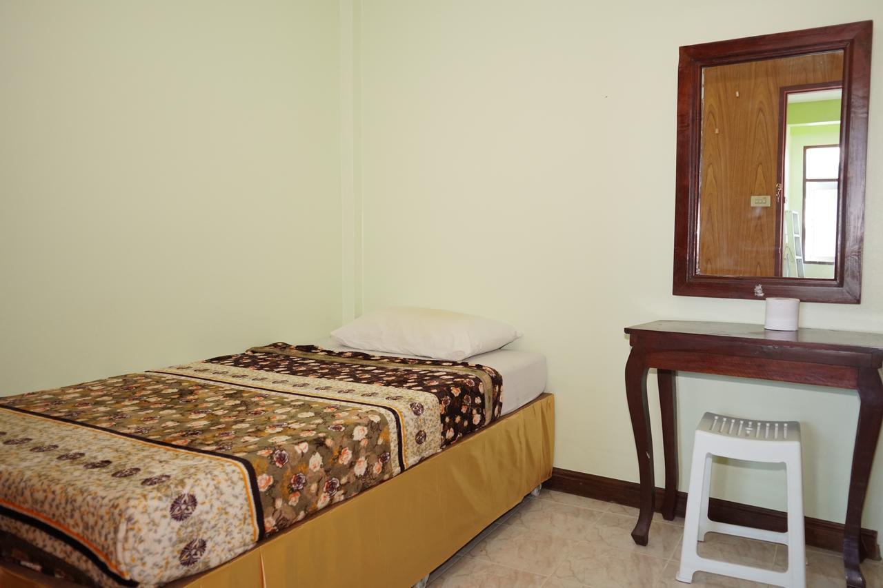 The River Guest House Chanthaburi Extérieur photo