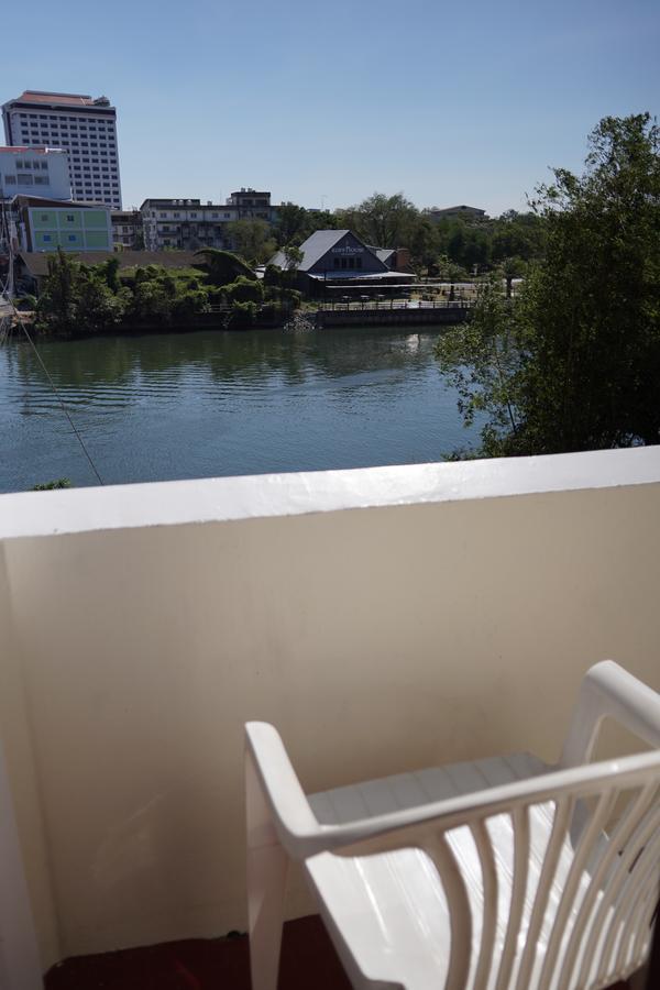 The River Guest House Chanthaburi Extérieur photo
