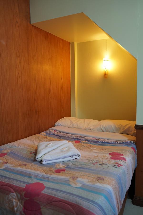 The River Guest House Chanthaburi Extérieur photo