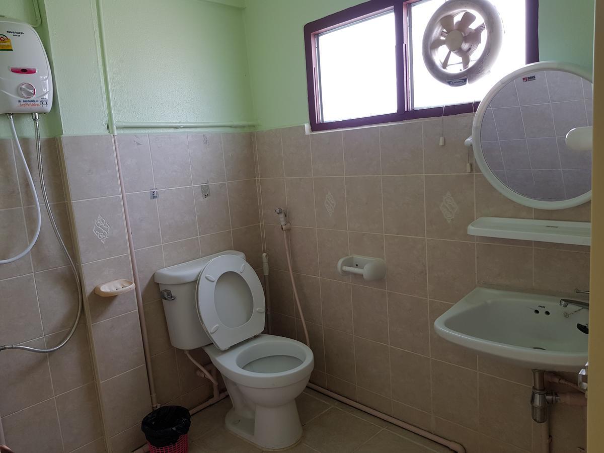 The River Guest House Chanthaburi Extérieur photo