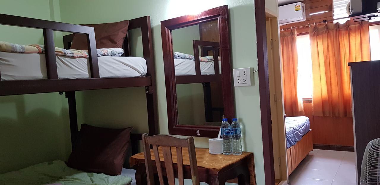 The River Guest House Chanthaburi Extérieur photo